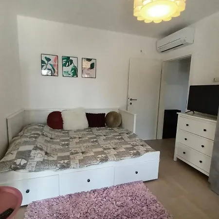 Apartment Zdenka Valica *